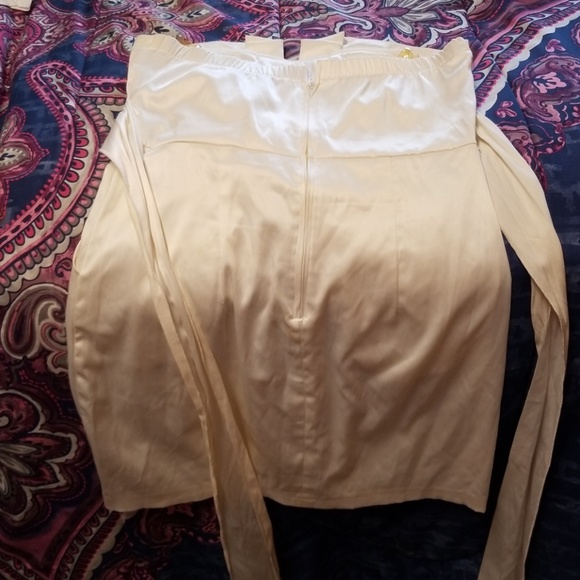 Dress - Picture 2 of 3